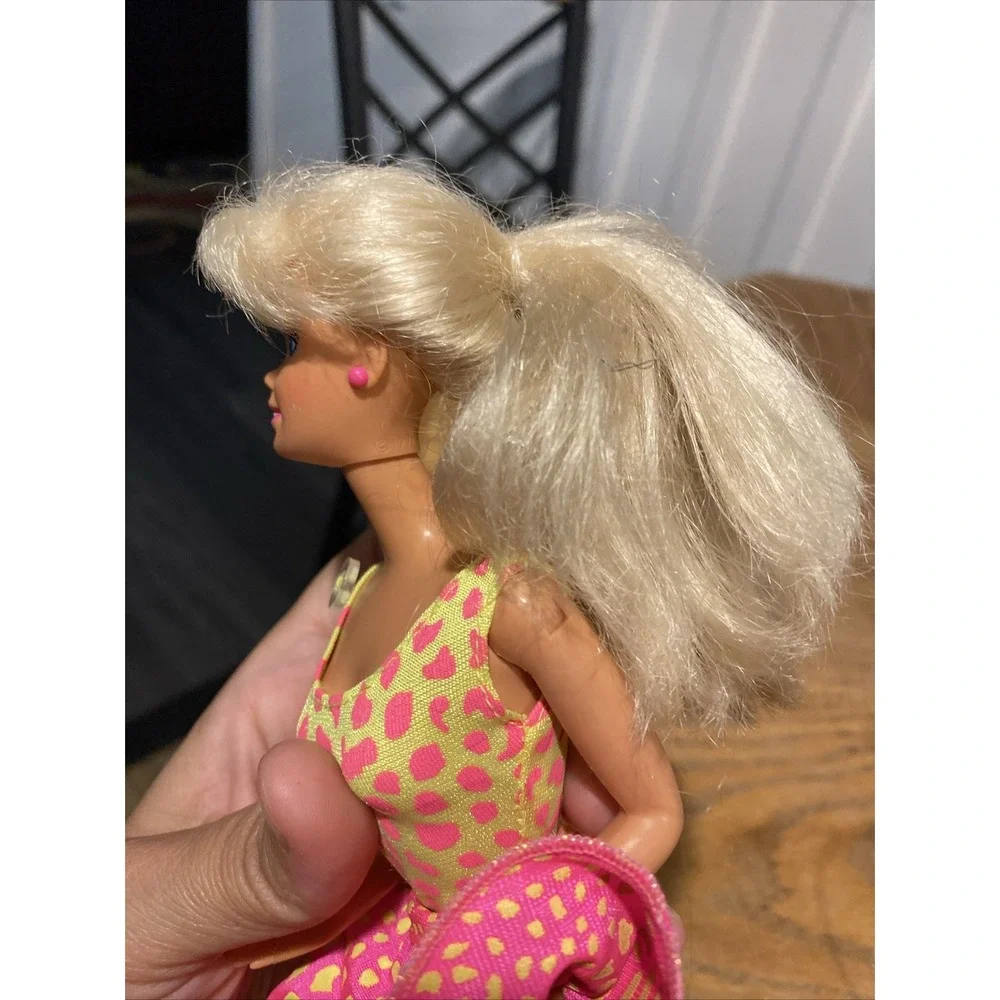 1991 Vintage Bath Magic Barbie  #5274